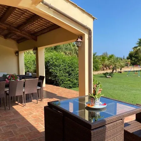 Villa Laura *